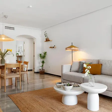 Charming And Spacious In Medina Garden - Puerto Banus マルベーリャ