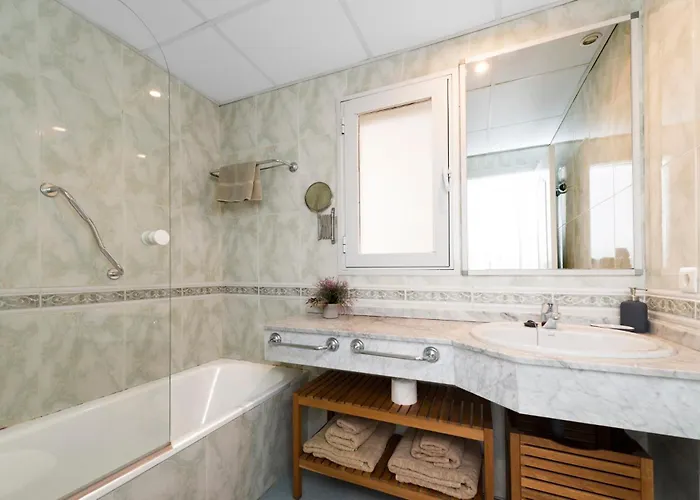 Charming And Spacious In Medina Garden - Puerto Banus Apartament Marbella