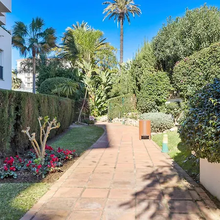 Daire Charming And Spacious In Medina Garden - Puerto Banus